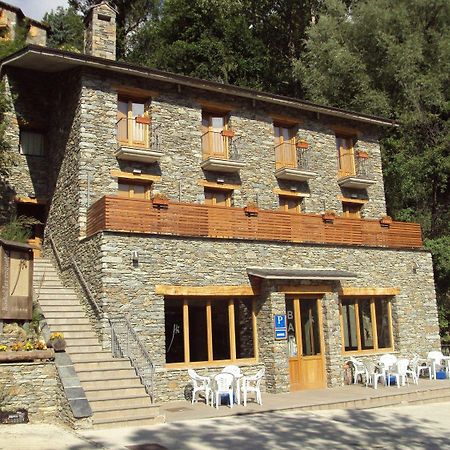 Hostal Les Roquetes Queralbs Dış mekan fotoğraf