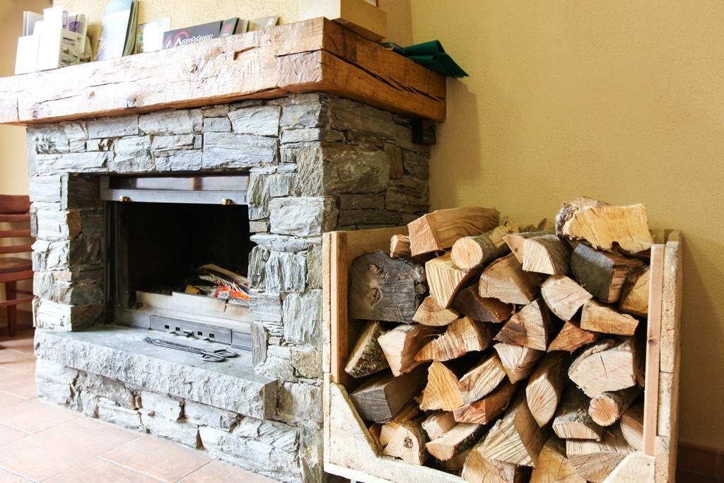 Hostal Les Roquetes Queralbs Dış mekan fotoğraf