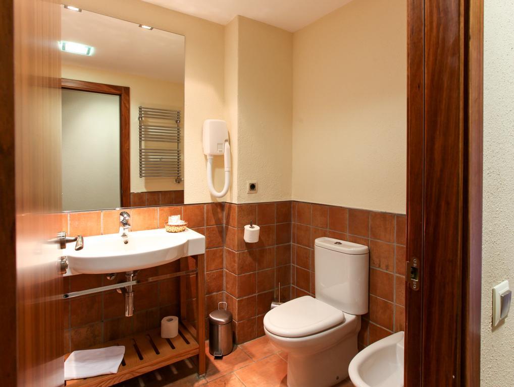 Hostal Les Roquetes Queralbs Dış mekan fotoğraf